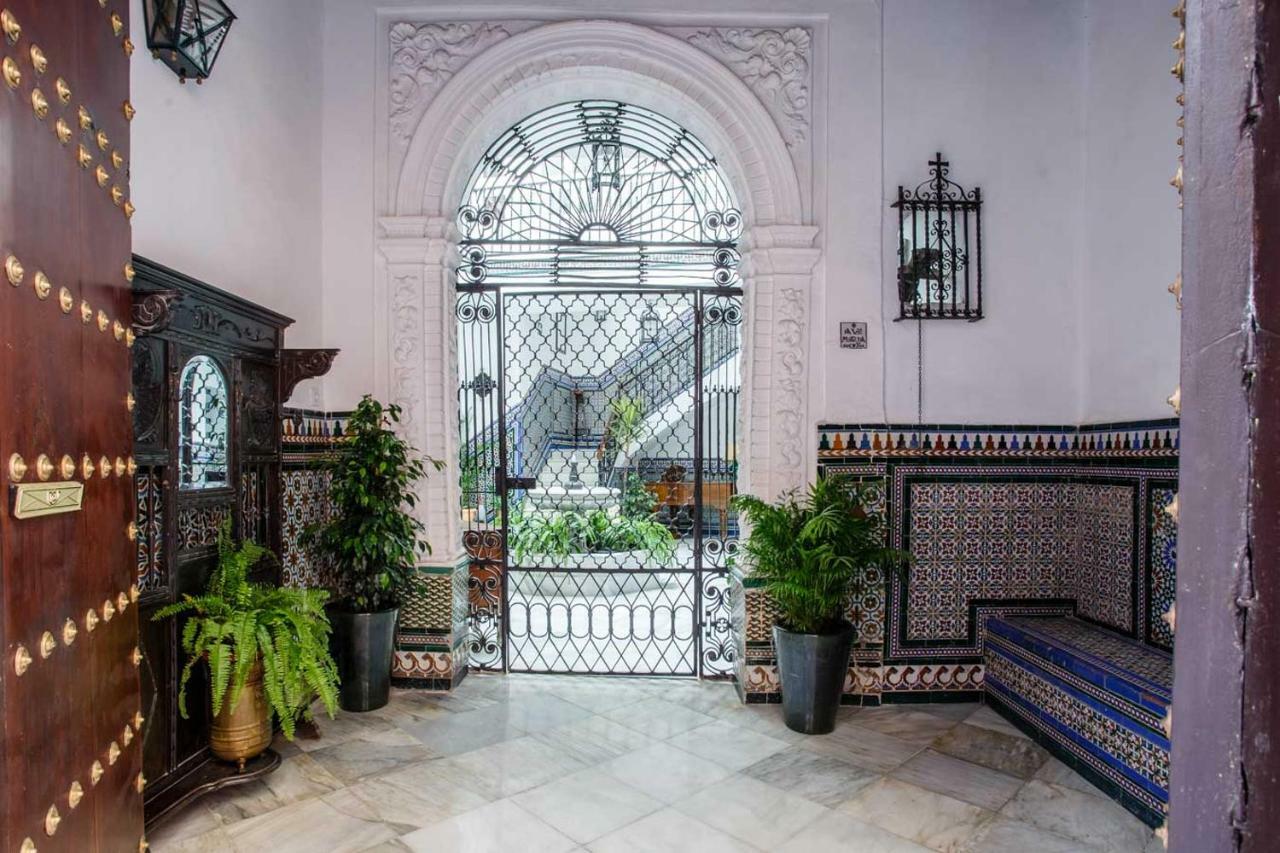 Suites Machado Sevilla Kültér fotó
